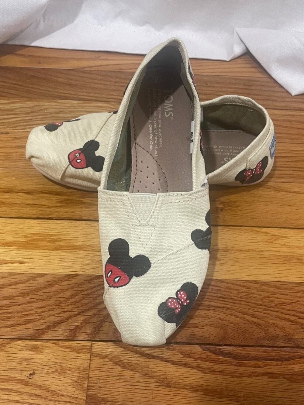 Women's Custom Disney Mickey/Minnie Toms, Size 6
